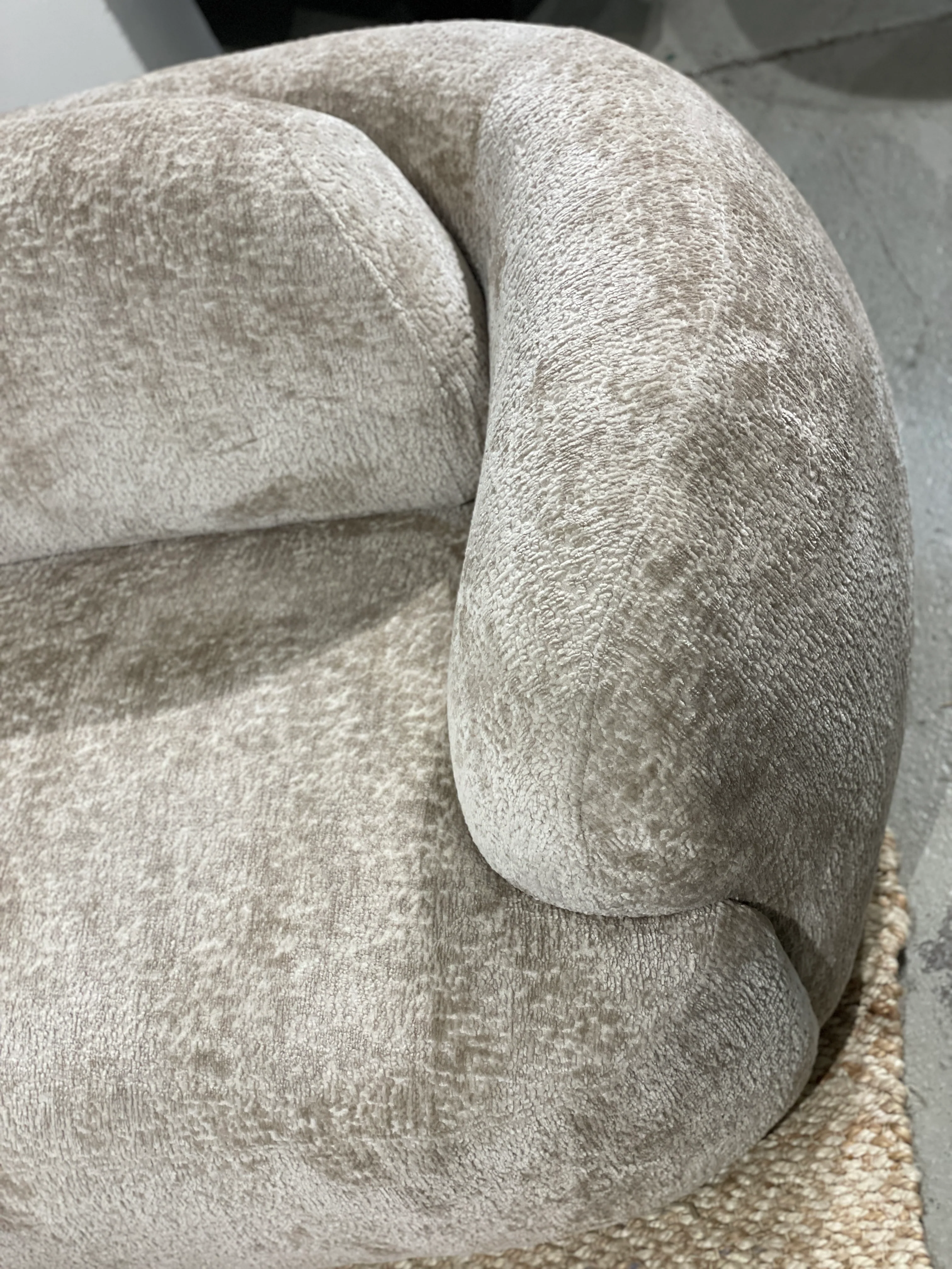 Buffo Sofa - Image 4