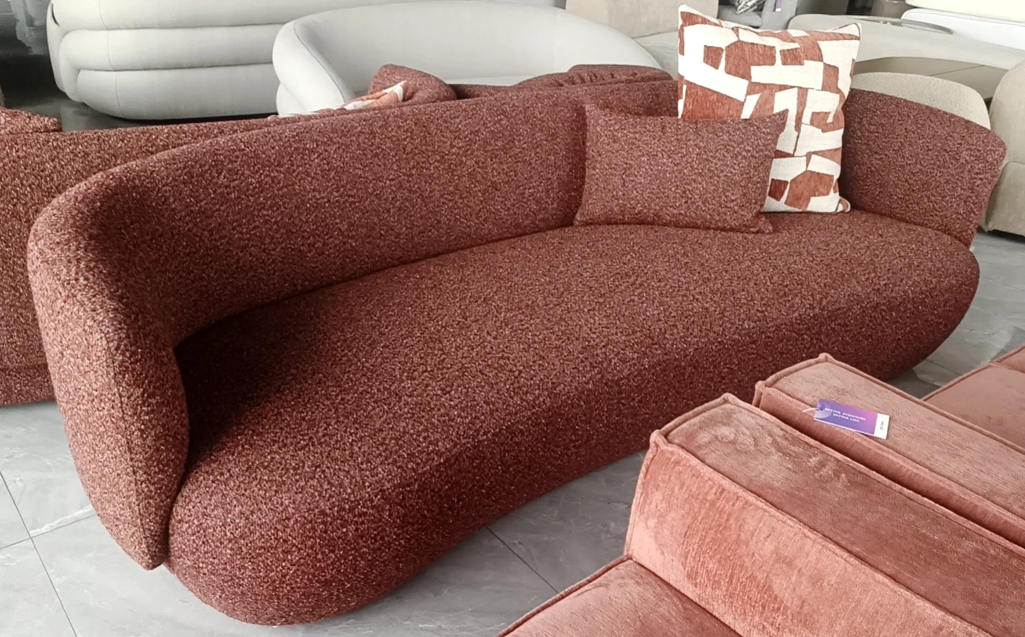 Rossa 2 Seater - Image 3