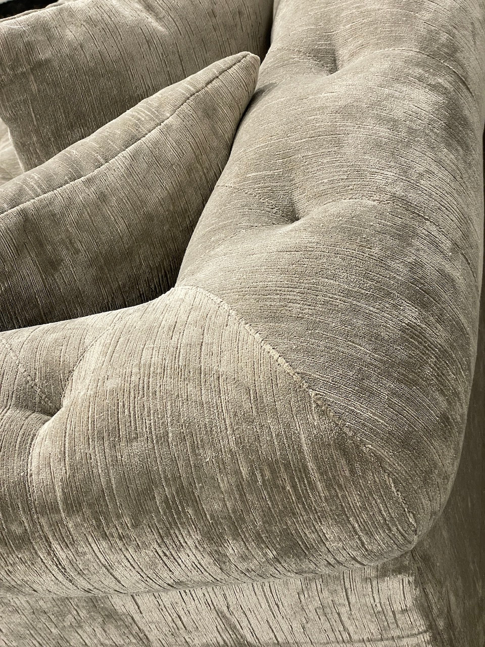 Sparrow 3 Seater - Image 6